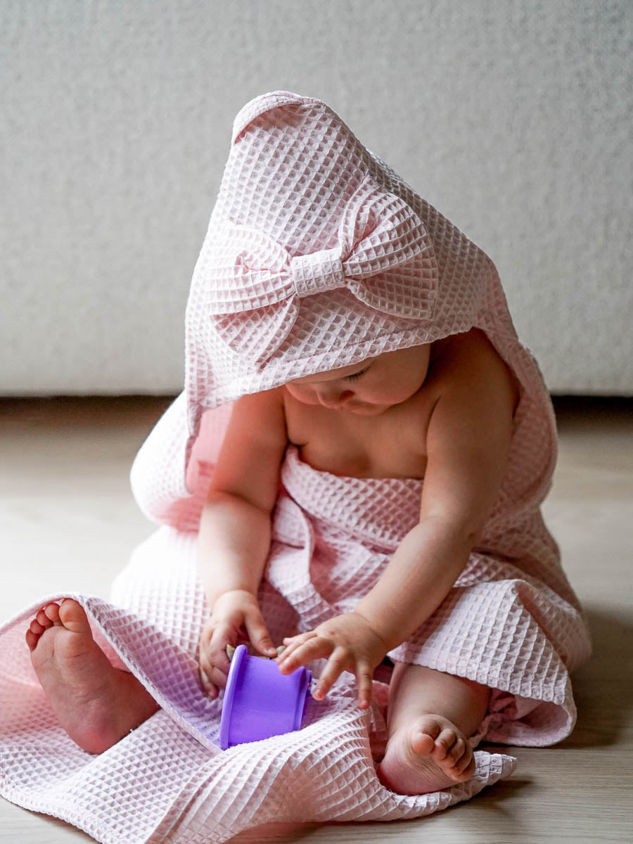 Bow Tie Hooded Towel