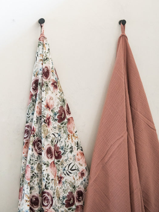 tuotekuva_syliharsoviltti__roses_oldblush [roses, old blush]